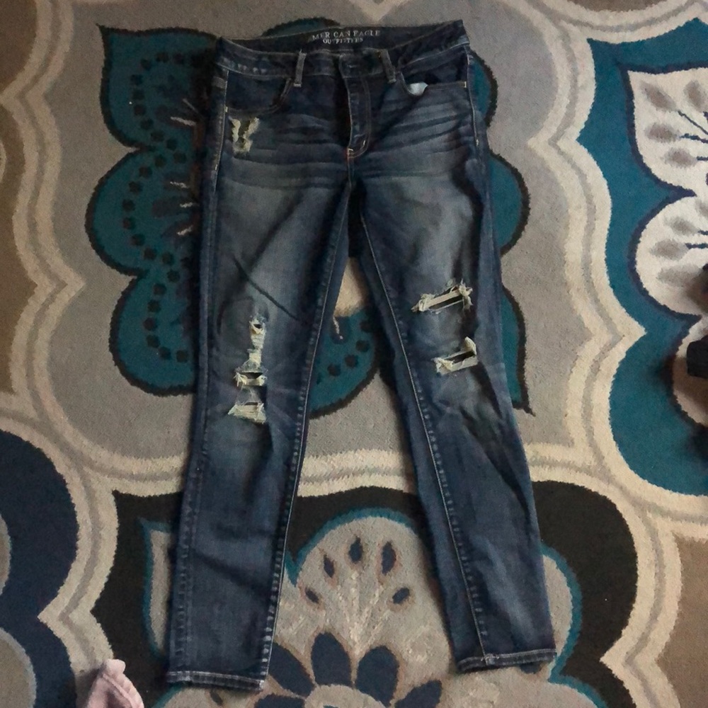 American Eagle Distressed Patch Jeans